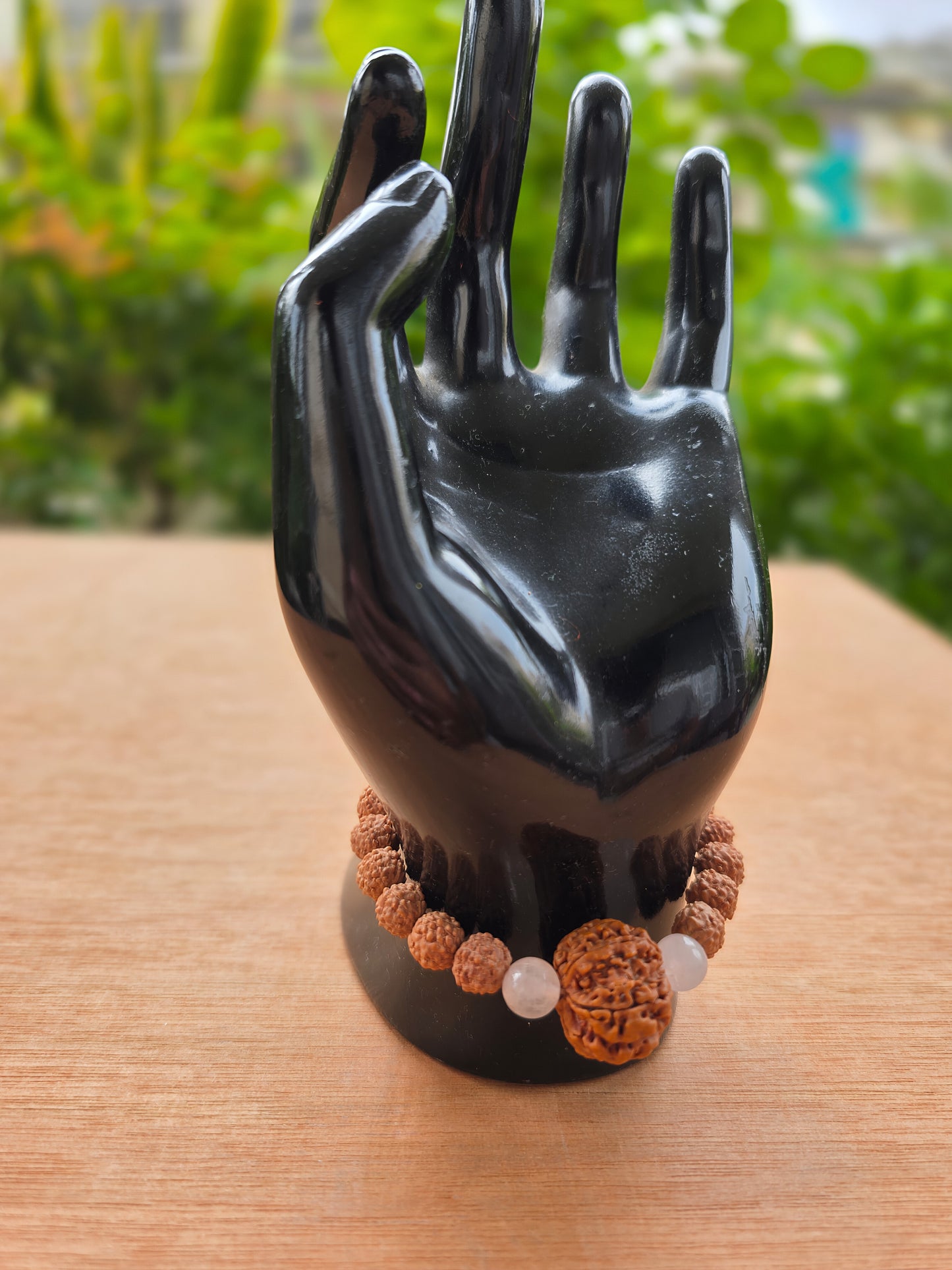 Super Bracelet ( Rudraksha + Love Stones )